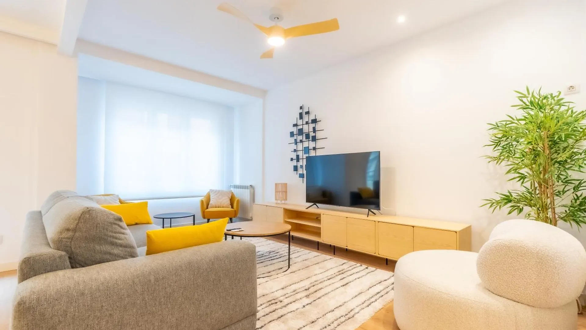 Zurriola Beach Luxury 2 - Sshousing San Sebastian 0*,  Spain
